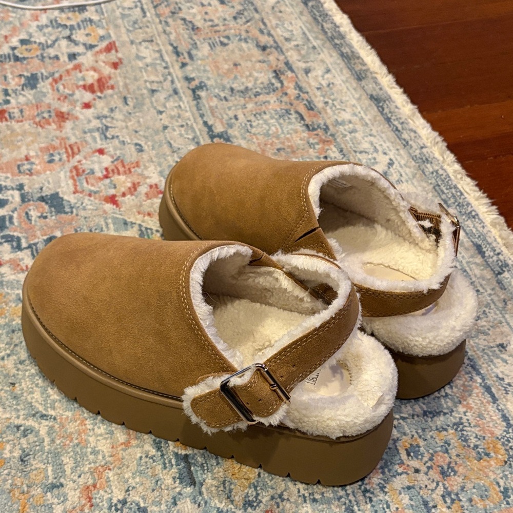 Wild Fable Tan Mules with Faux Fur